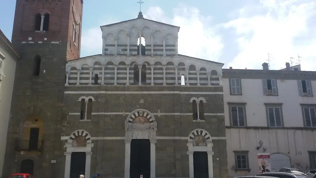 Tangohotel Lucca Affittacamere