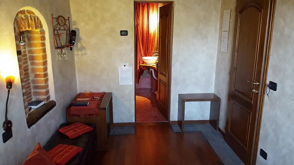 Tangohotel Lucca Italy