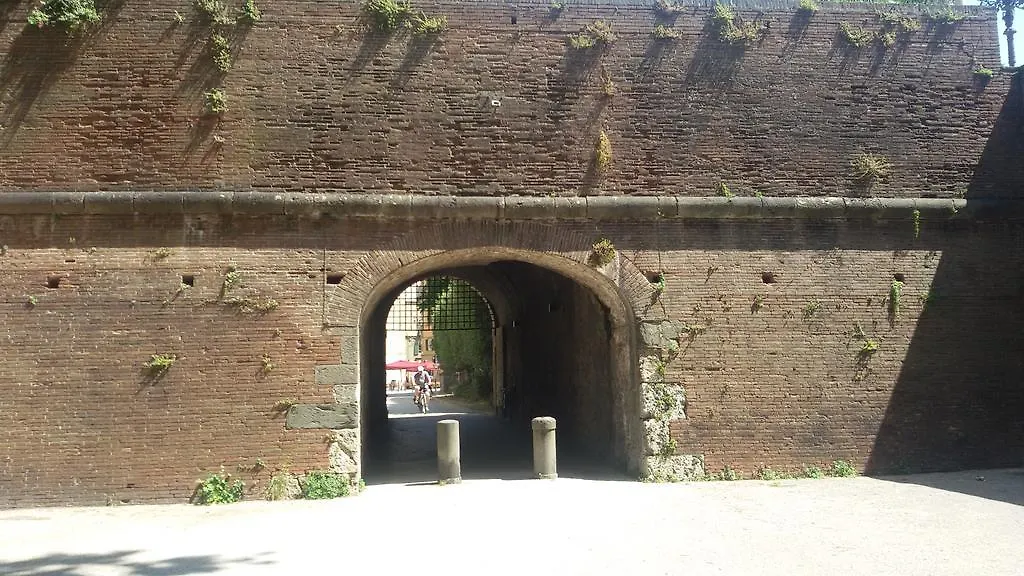 Tangohotel Lucca