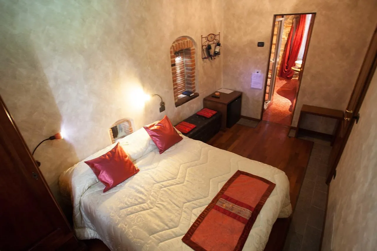 ** Guest house Tangohotel Lucca Italy